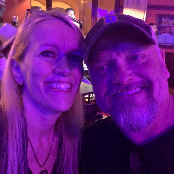 Meet your Posher, Miranda - Picture 2 of 6